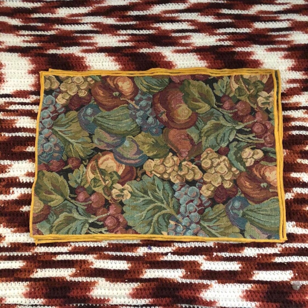 Set of 4 Vintage Antique Jacquard Tapestry Dinner Table Mat Cloth Placemats Dish